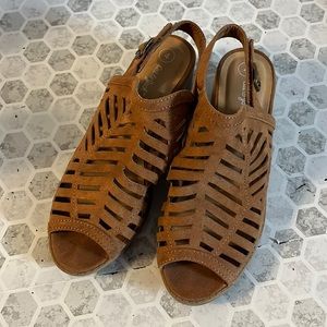 Cat & Jack Sz 4 Cognac Open Toe Sling Back Heel Shoe